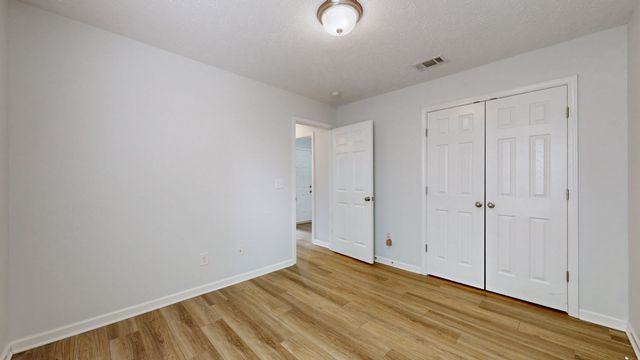 352 Sarava Ln, Smyrna, TN 37167