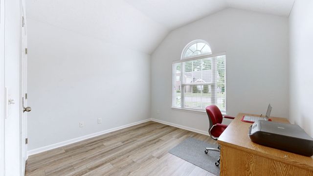 352 Sarava Ln, Smyrna, TN 37167