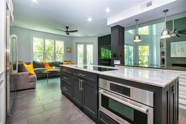 3915 SOMERSET DRIVE 9, Sarasota, FL 34242