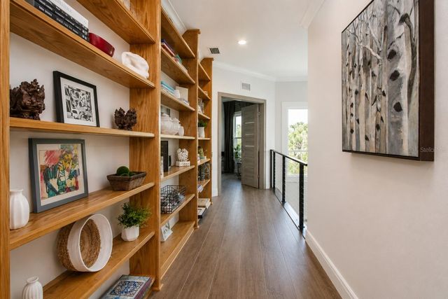 3915 SOMERSET DRIVE 9, Sarasota, FL 34242
