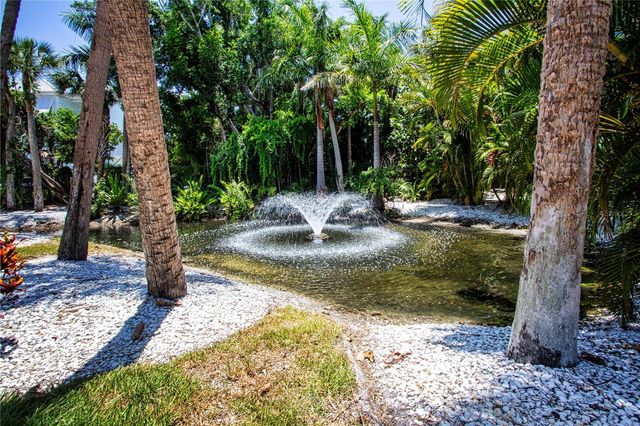 3915 SOMERSET DRIVE 9, Sarasota, FL 34242