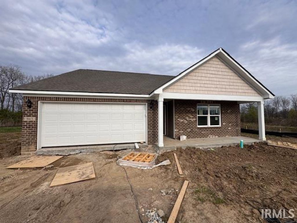 8613 N Seneca Drive, Muncie, IN 47303