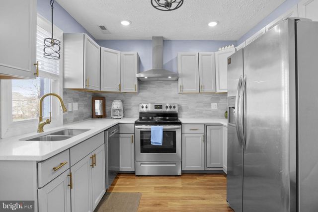 202 OAK AVE, La Plata, MD 20646