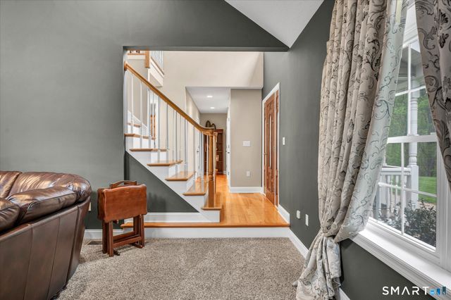 33 Wilcox Lane, Portland, CT 06480