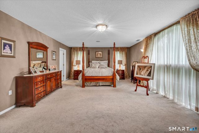 33 Wilcox Lane, Portland, CT 06480