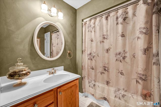 33 Wilcox Lane, Portland, CT 06480