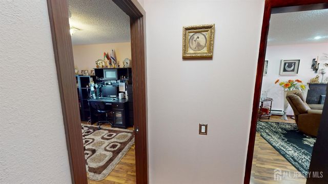 452 Closter Road B, Monroe, NJ 08831