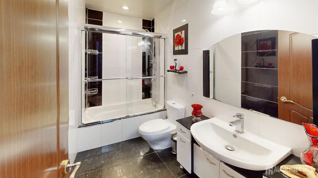 452 Closter Road B, Monroe, NJ 08831