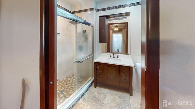 452 Closter Road B, Monroe, NJ 08831