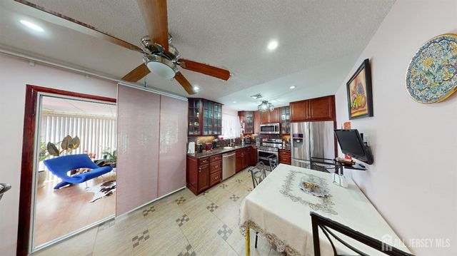 452 Closter Road B, Monroe, NJ 08831