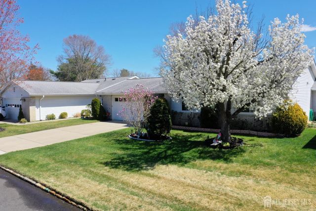 452 Closter Road B, Monroe, NJ 08831