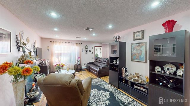 452 Closter Road B, Monroe, NJ 08831