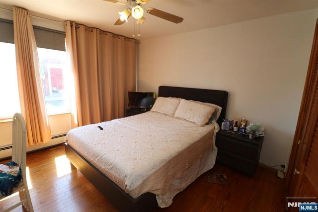 119 Pacific Street, Newark, NJ 07105