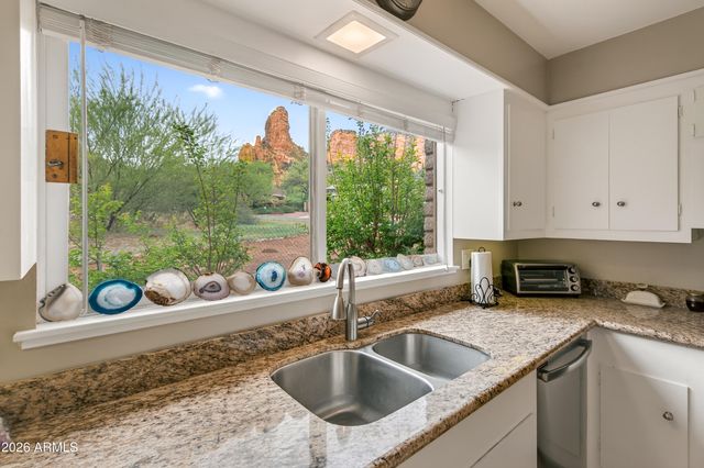 165 Bell Rock Boulevard, Sedona, AZ 86351