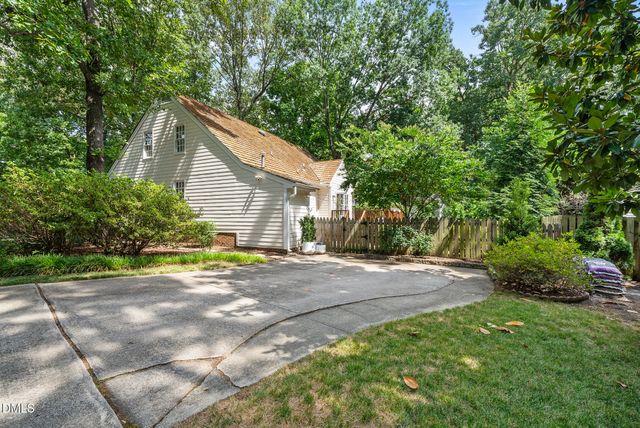 2217 Middlefield Court, Raleigh, NC 27615