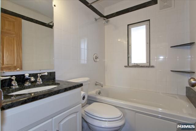 177 Magnolia Avenue, Cresskill, NJ 07626