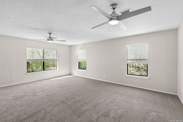 7051 Shadow Run, San Antonio, TX 78250