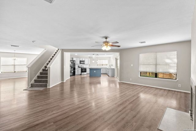 7051 Shadow Run, San Antonio, TX 78250