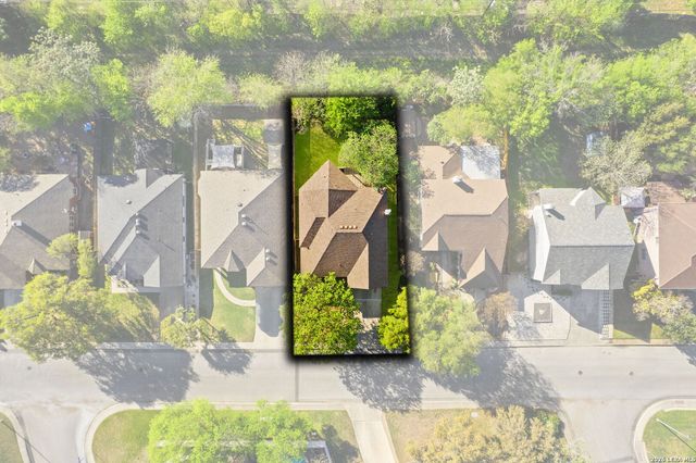 7051 Shadow Run, San Antonio, TX 78250