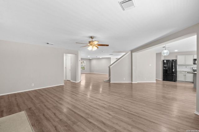 7051 Shadow Run, San Antonio, TX 78250