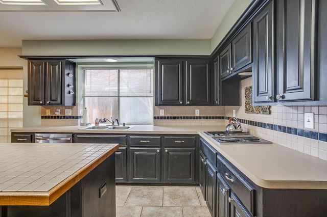 5136 Golden Lane, Fort Worth, TX 76123