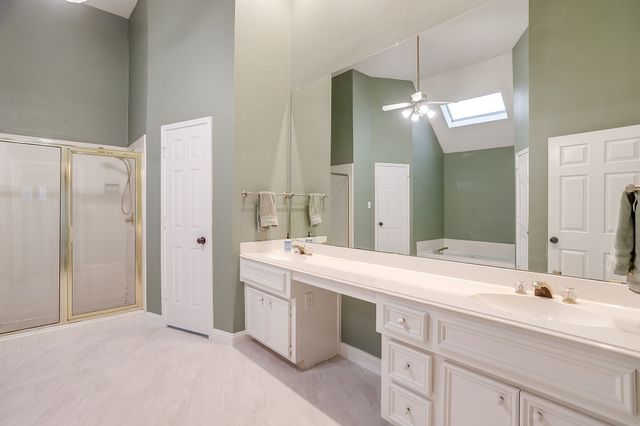 5136 Golden Lane, Fort Worth, TX 76123