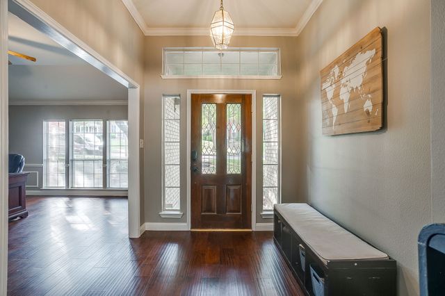 5136 Golden Lane, Fort Worth, TX 76123