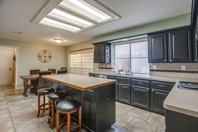 5136 Golden Lane, Fort Worth, TX 76123