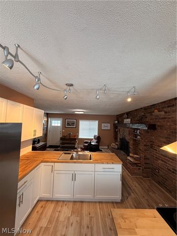 1397 Brandy Lane, West Salem, OH 44287