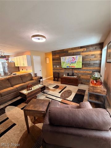 1397 Brandy Lane, West Salem, OH 44287