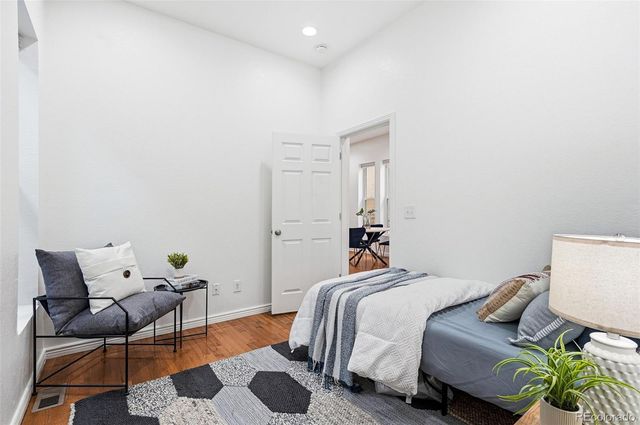 3242 N Gilpin Street, Denver, CO 80205