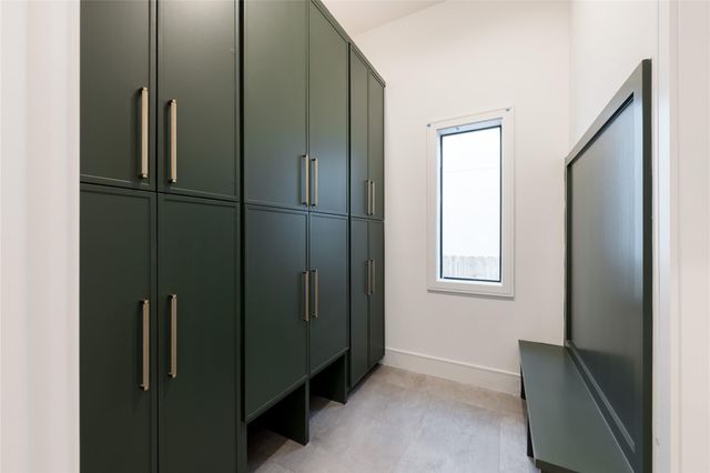 4923 Mimosa Street, Bellaire, TX 77401