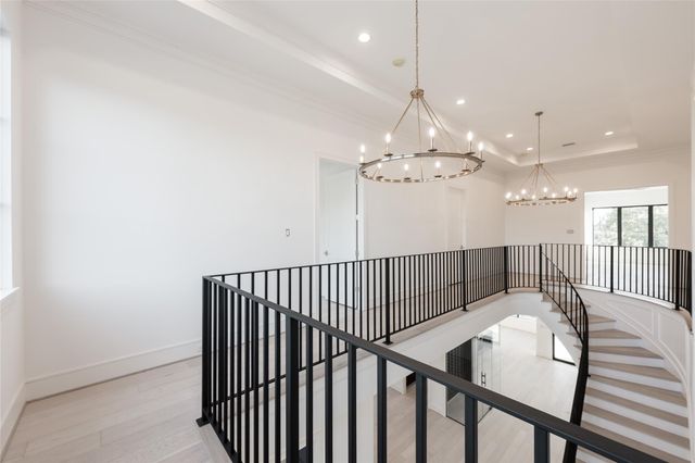 4923 Mimosa Street, Bellaire, TX 77401