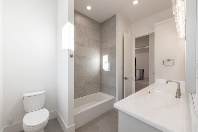 4923 Mimosa Street, Bellaire, TX 77401