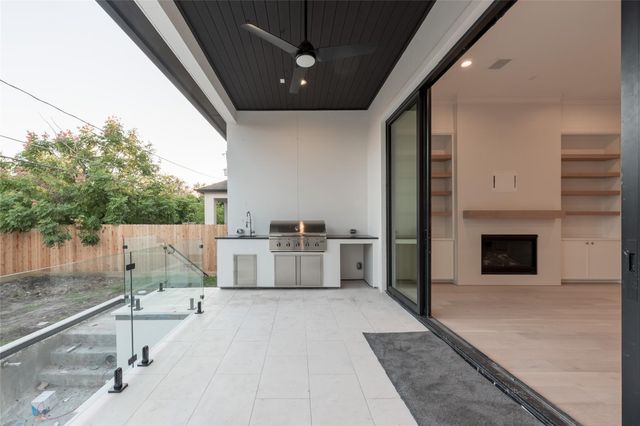 4923 Mimosa Street, Bellaire, TX 77401