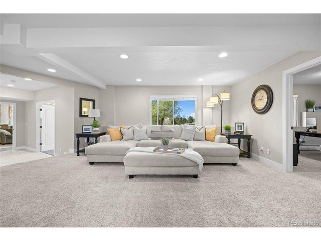 8439 N Pioneer Trail Rd, Parker, CO 80138