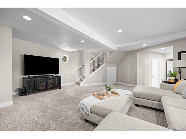 8439 N Pioneer Trail Rd, Parker, CO 80138