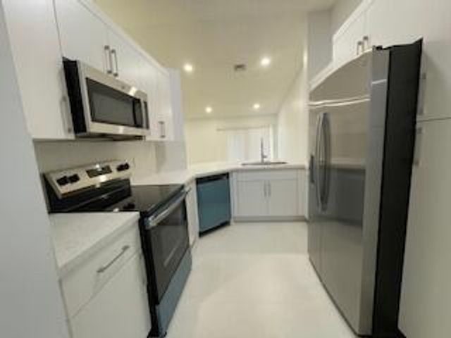 1630 ZENITH Way 1630, Weston, FL 33327