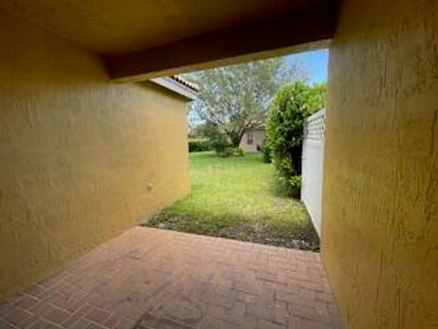 1630 ZENITH Way 1630, Weston, FL 33327