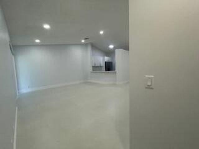 1630 ZENITH Way 1630, Weston, FL 33327