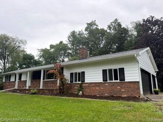 1518 Judd Road, York Charter Township, MI 48176