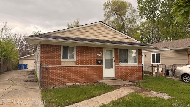 2184 Garrick Avenue, Warren, MI 48091