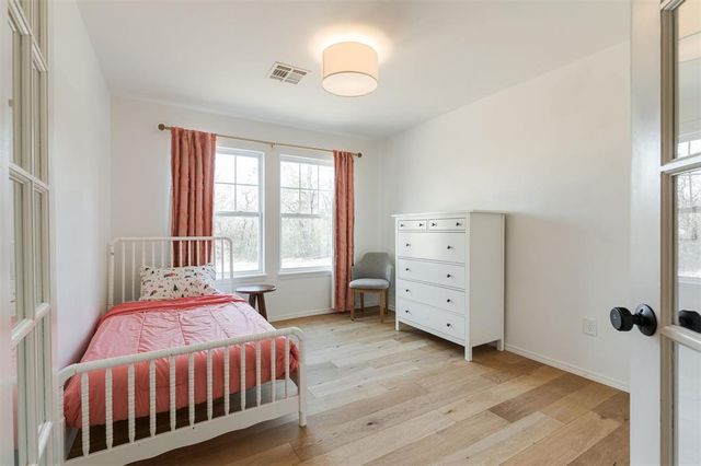 3101 E 44th Street, Edmond, OK 73013