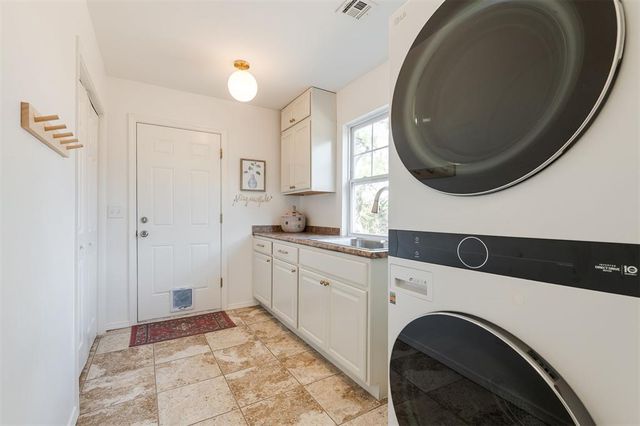 3101 E 44th Street, Edmond, OK 73013