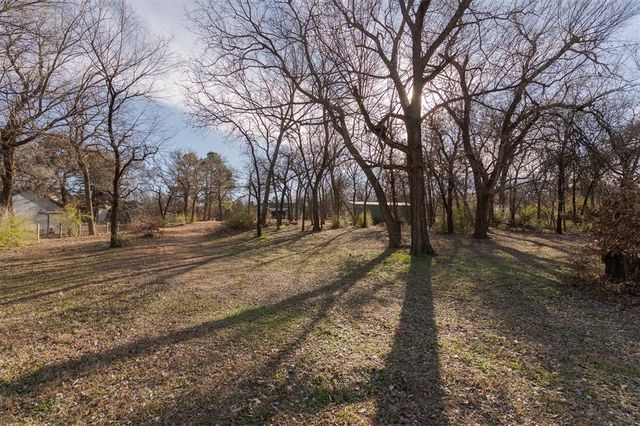 3101 E 44th Street, Edmond, OK 73013