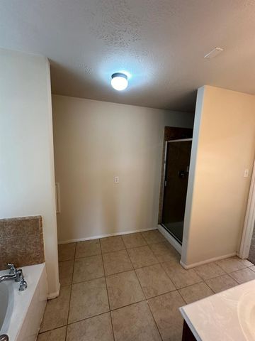 13214 Arden Ridge Lane, Houston, TX 77014