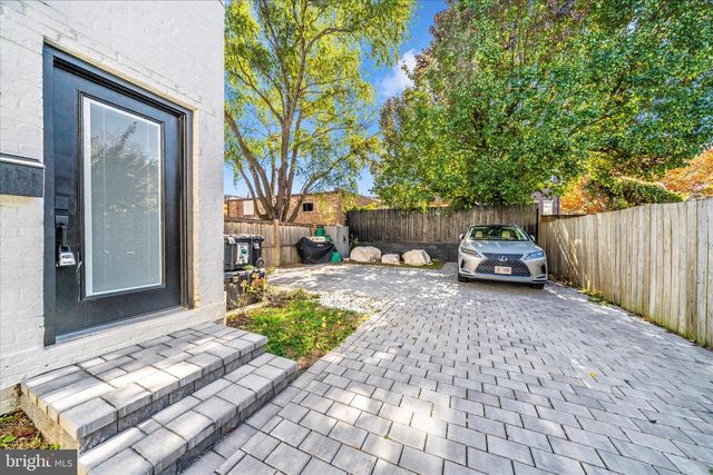 410 U ST NW #1, Washington, DC 20001