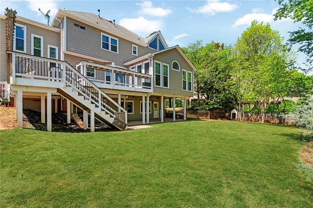 136 Helmswood Circle SW, Marietta, GA 30064