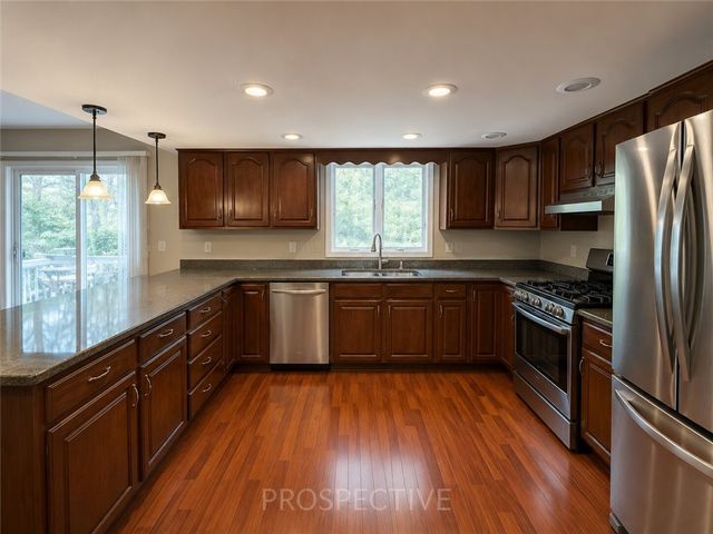 1122 Ohio Ave, Midland Boro, PA 15059