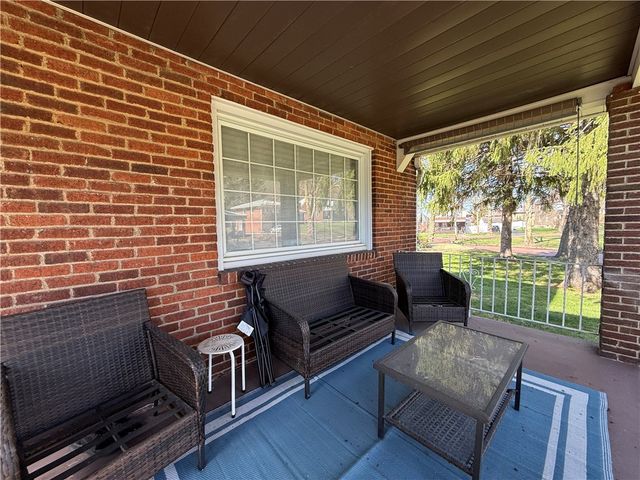 1122 Ohio Ave, Midland Boro, PA 15059